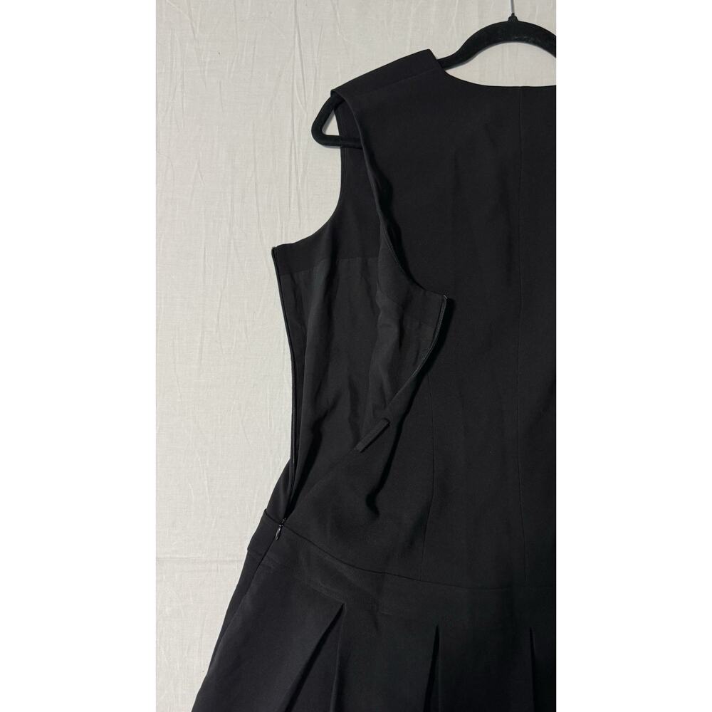 Commense Sleeveless Keyhole-Neck Pleated Black Mini Dress (No Belt inc) Size XL - Picture 6 of 10